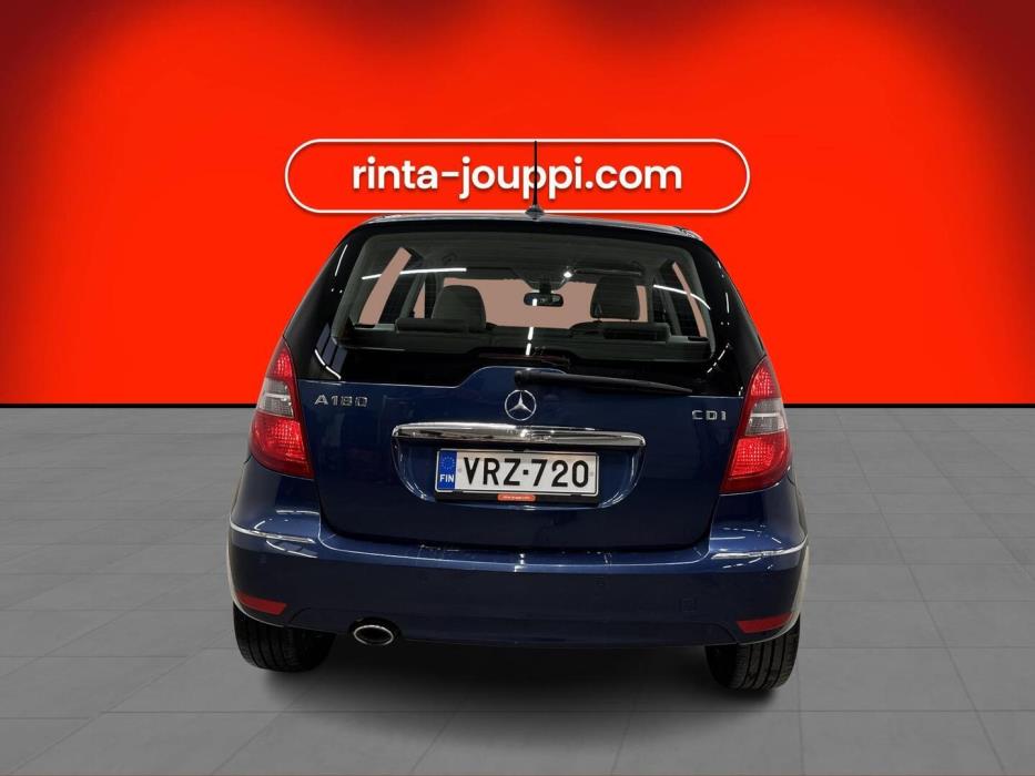 MERCEDES-BENZ A 2009
