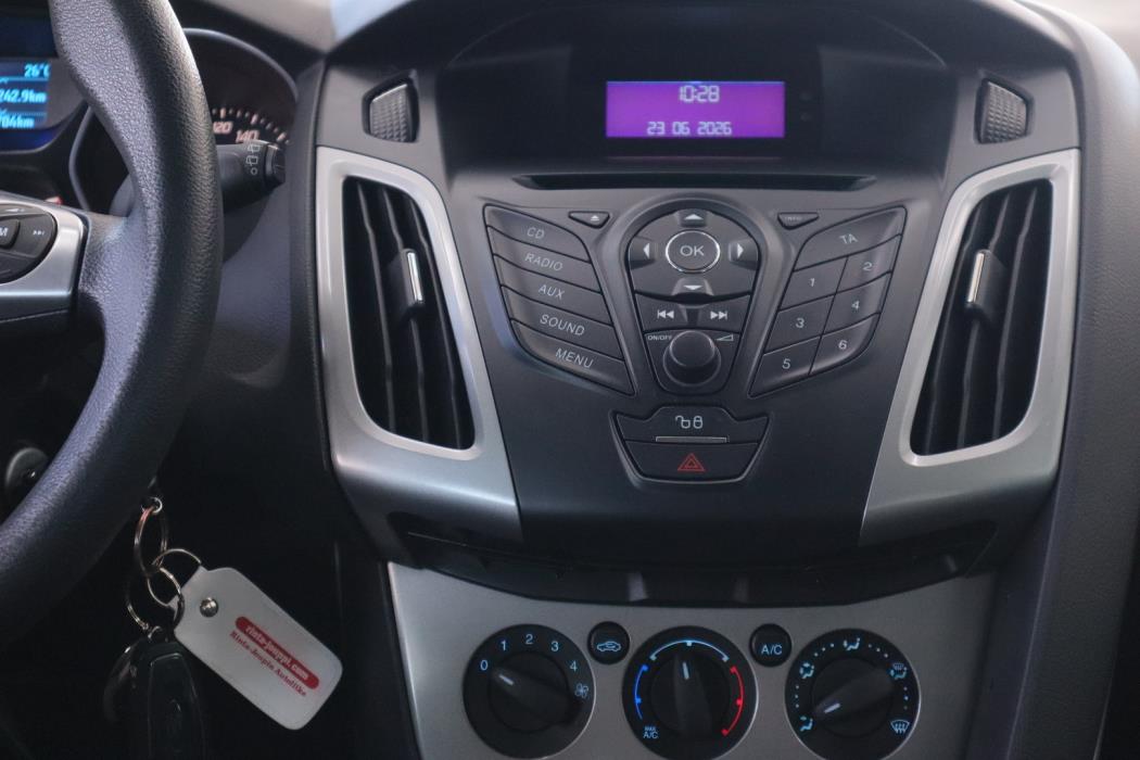 FORD Focus 2012