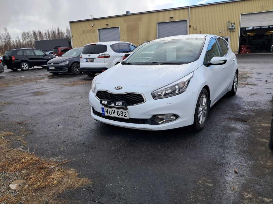 KIA cee'd 2012