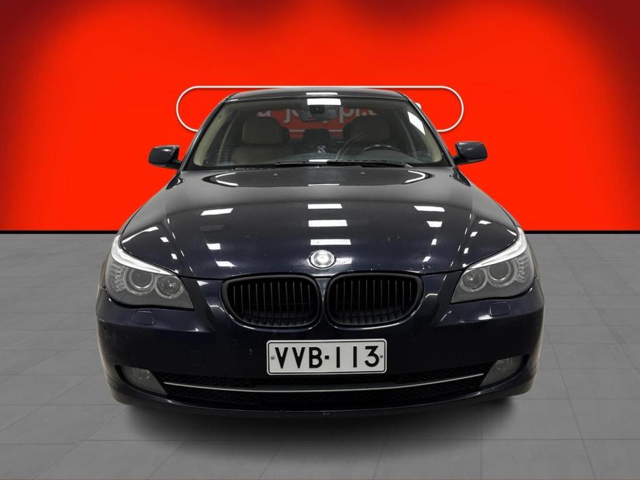 BMW 520 2008