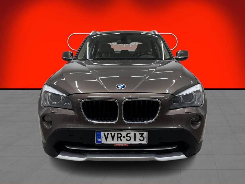 BMW X1 2011