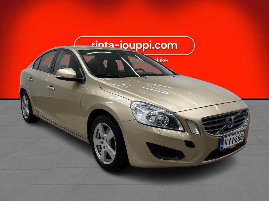 VOLVO S60 2011