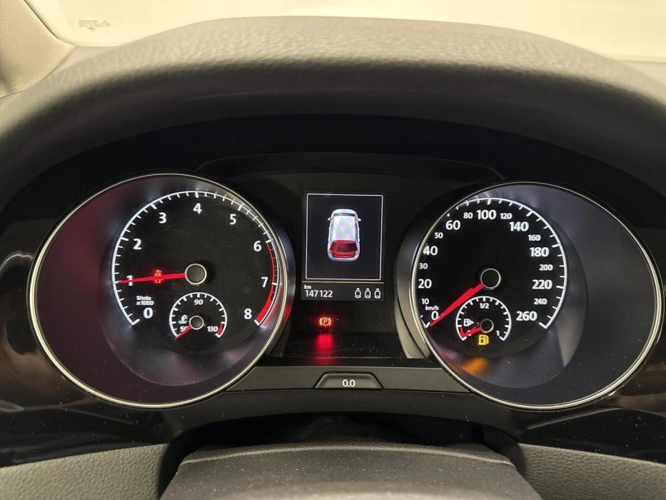 VOLKSWAGEN Golf Sportsvan 2014