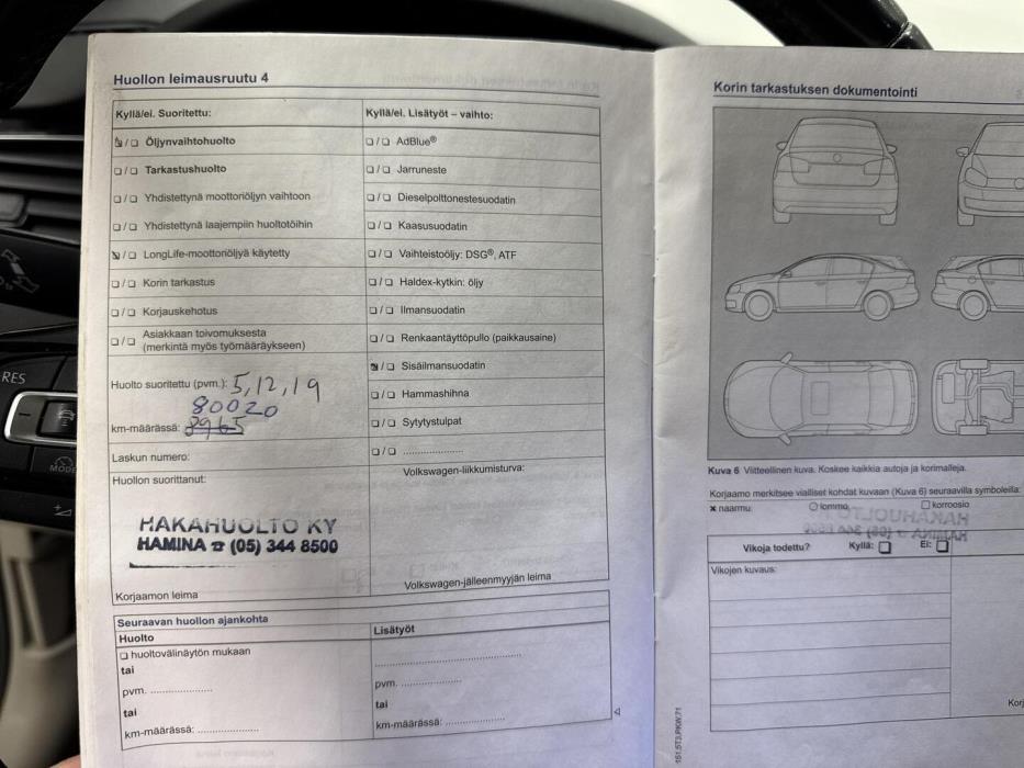 VOLKSWAGEN Golf Sportsvan 2014