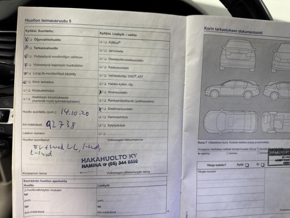 VOLKSWAGEN Golf Sportsvan 2014