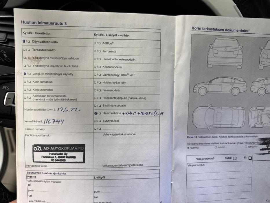 VOLKSWAGEN Golf Sportsvan 2014