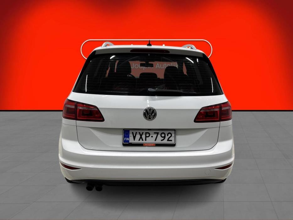VOLKSWAGEN Golf Sportsvan 2014