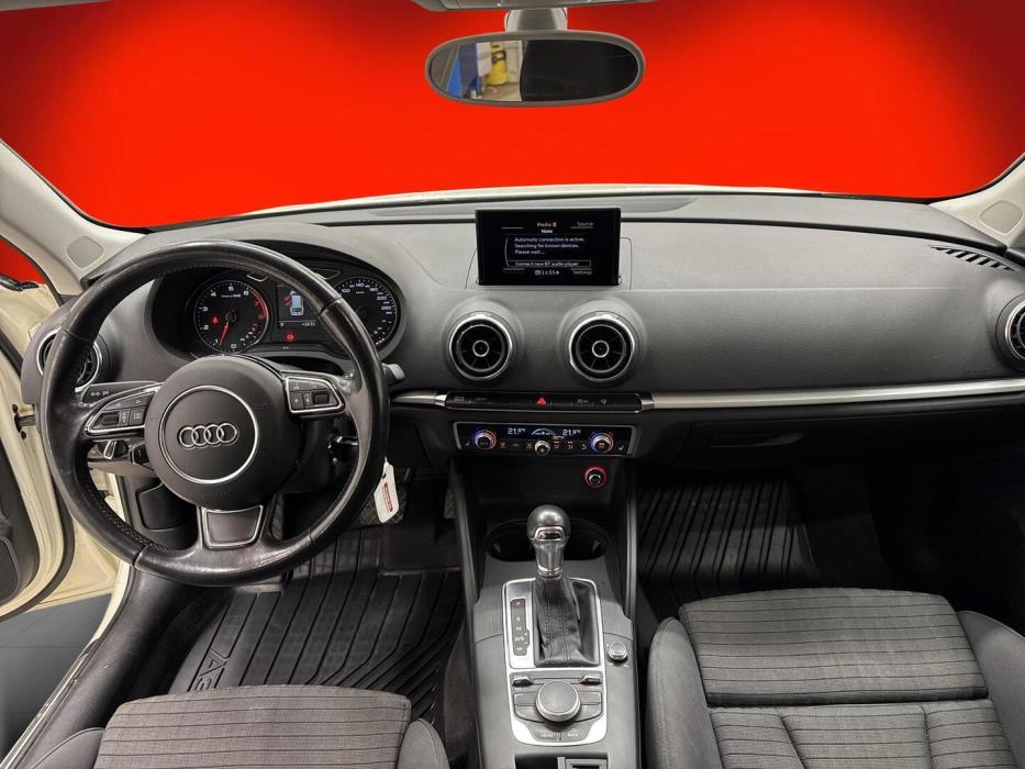 AUDI A3 2015