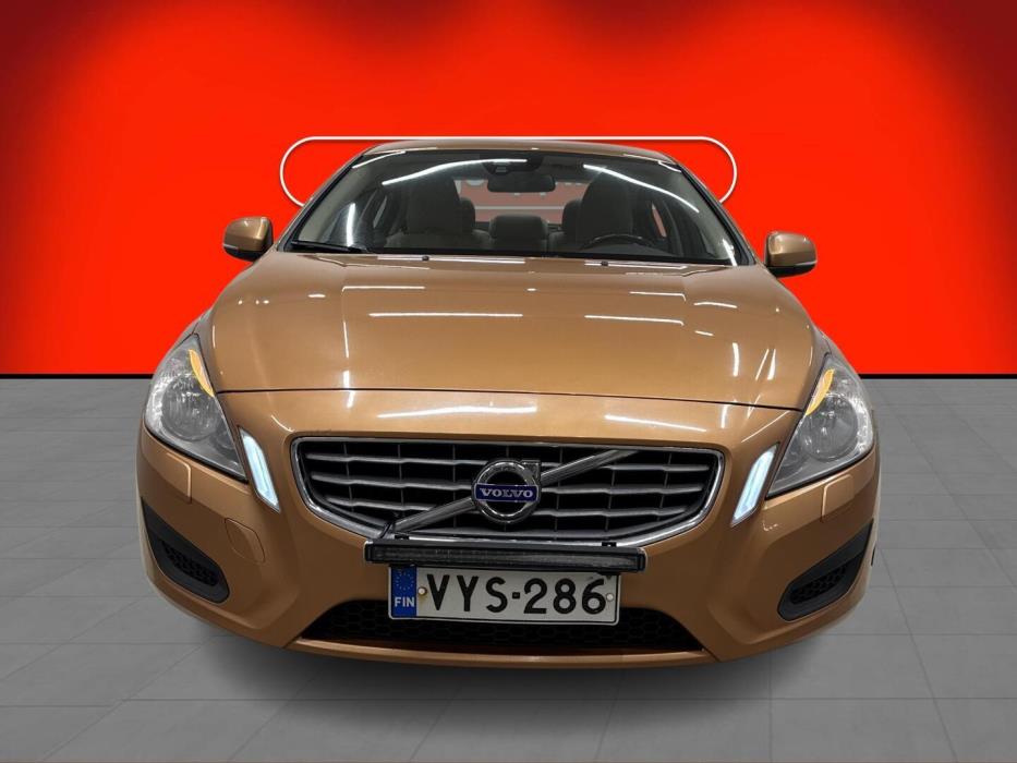 VOLVO S60 2010