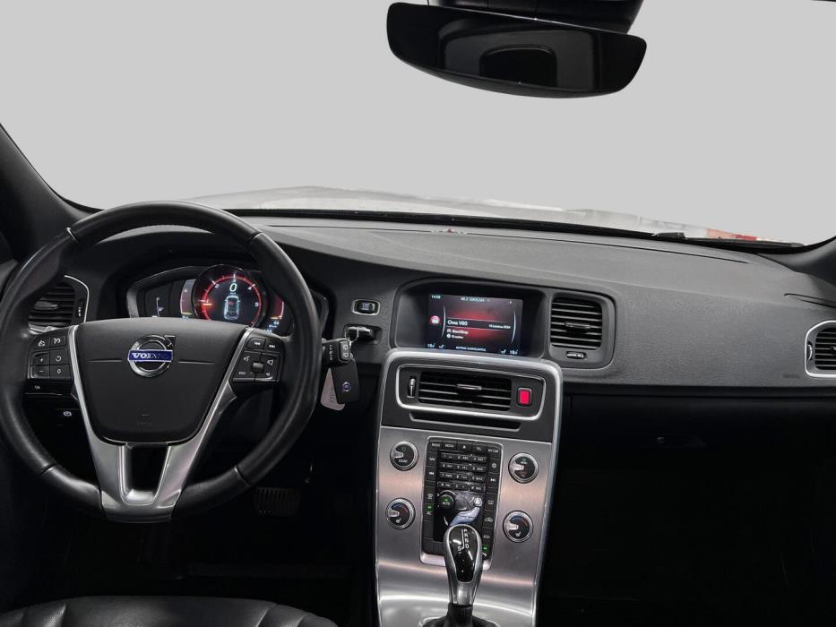 VOLVO V60 Cross Country 2016