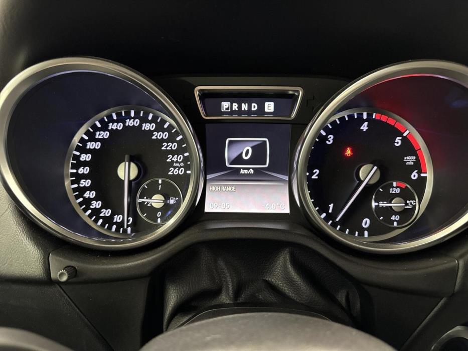 MERCEDES-BENZ G 2013