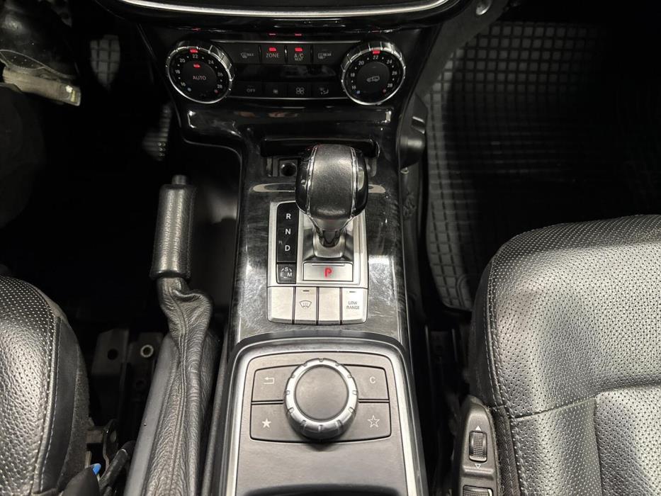 MERCEDES-BENZ G 2013