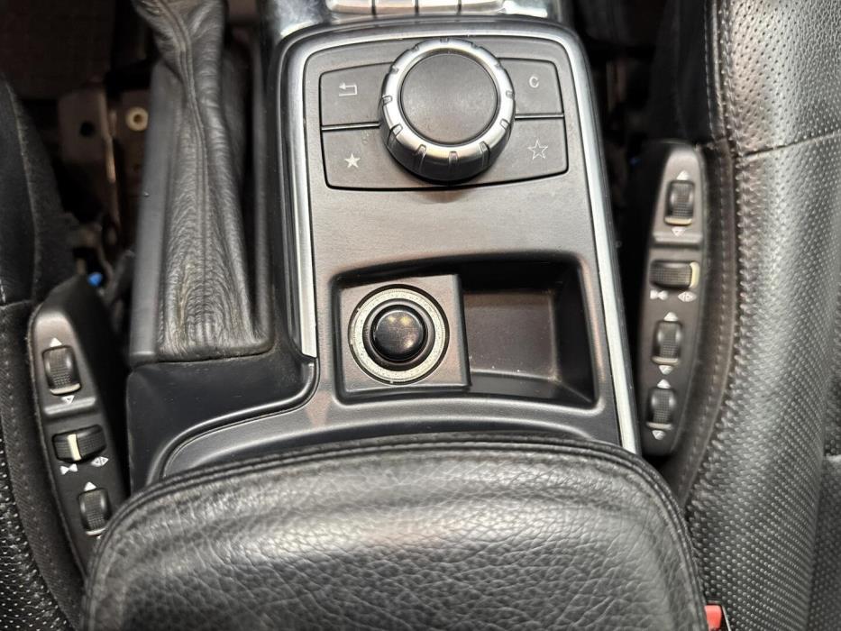 MERCEDES-BENZ G 2013