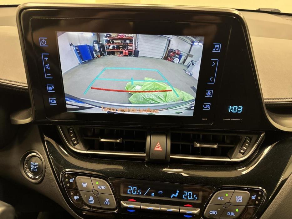 TOYOTA C-HR 2017
