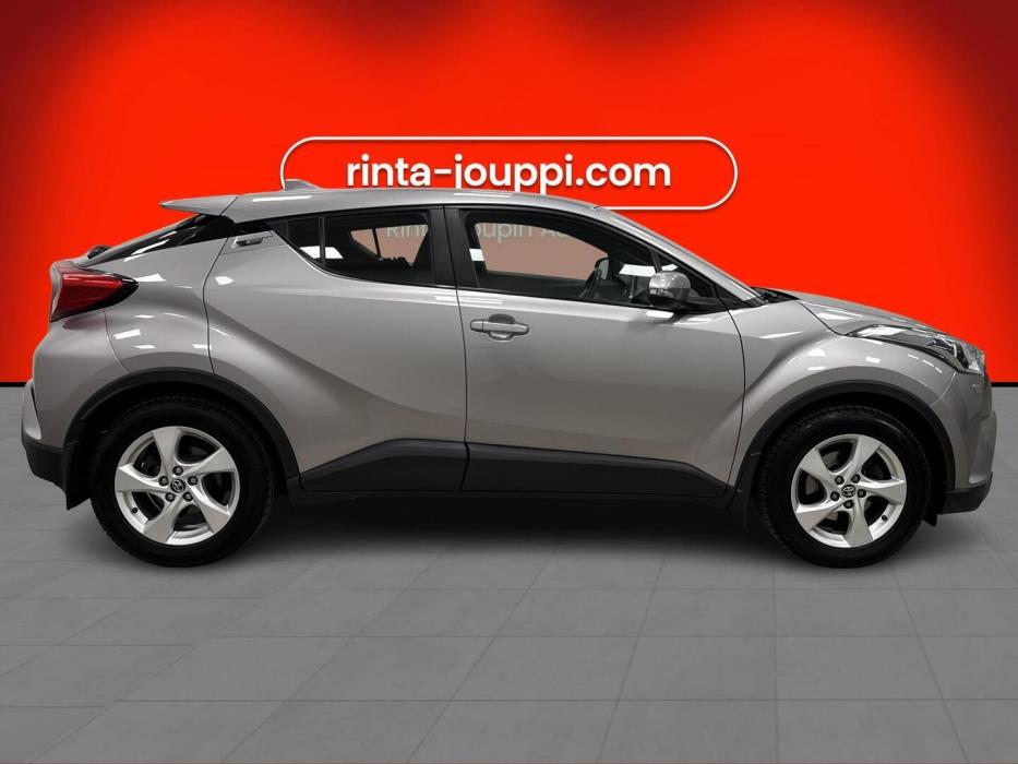TOYOTA C-HR 2017