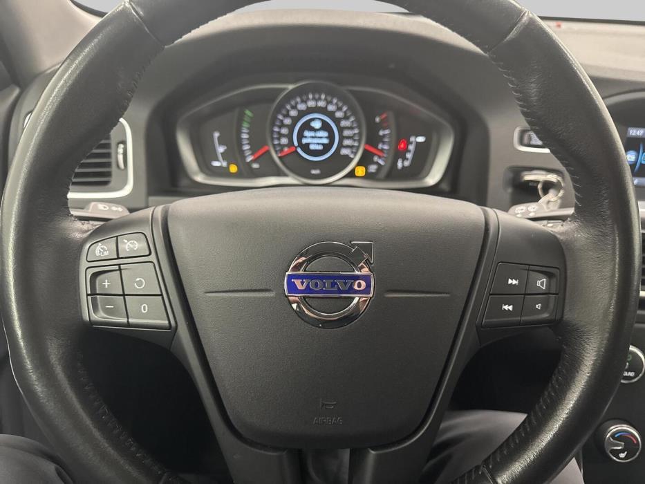 VOLVO V60 Cross Country 2017