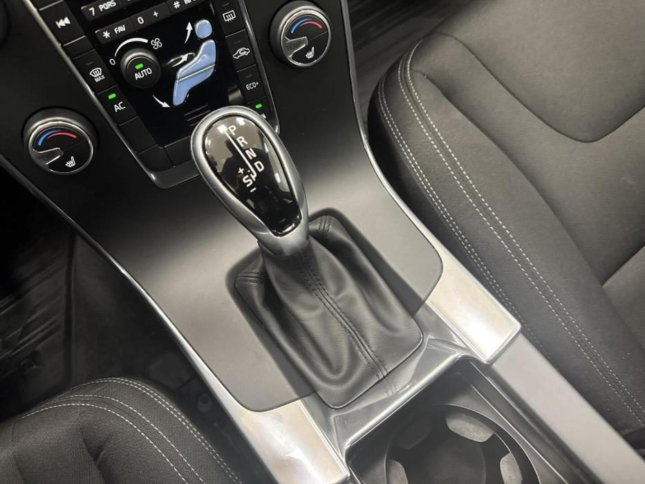 VOLVO V60 Cross Country 2017