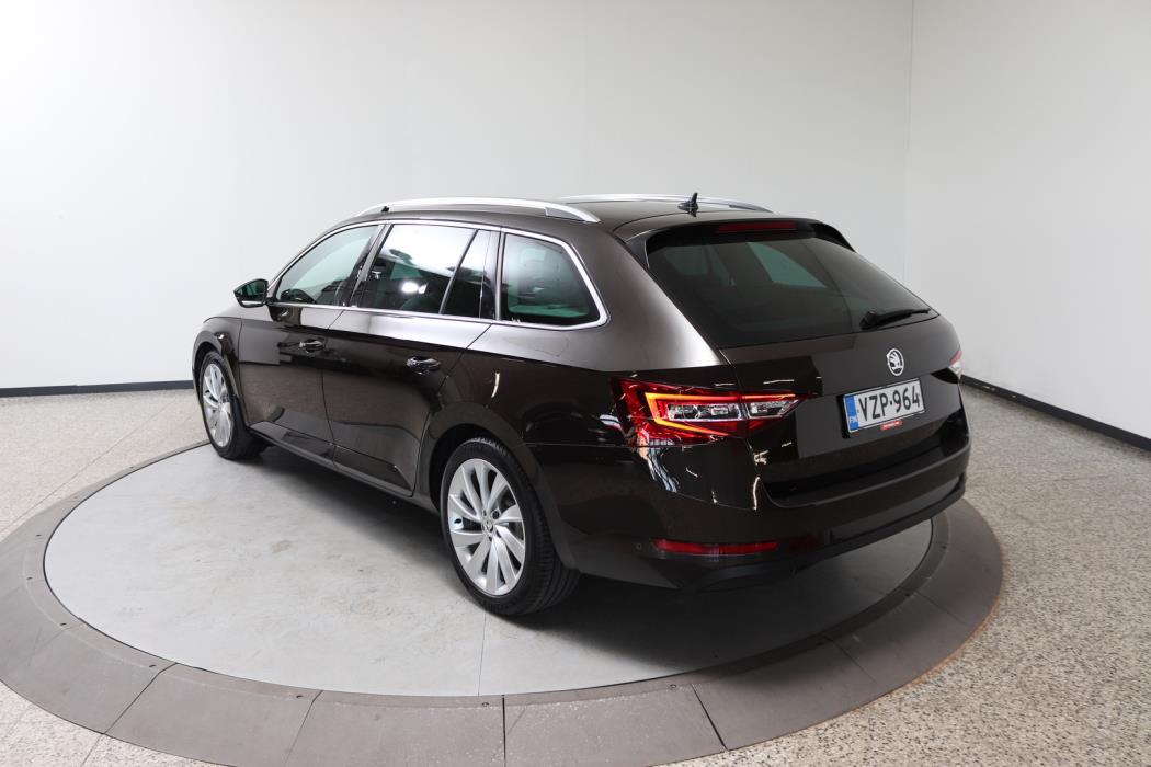 SKODA Superb 2017