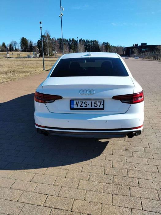 AUDI A4 2018