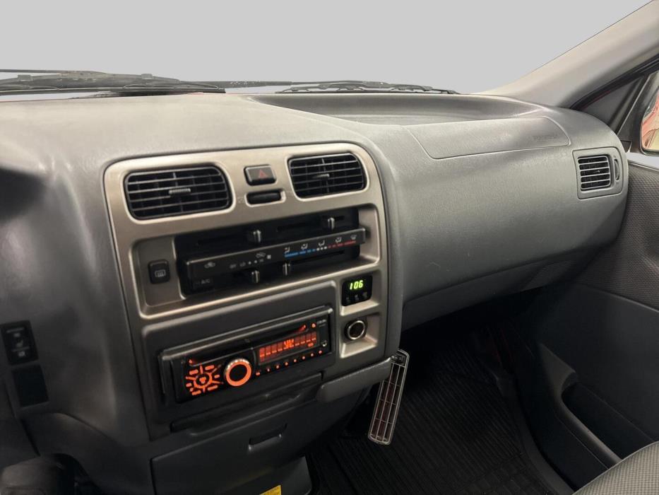 TOYOTA Hiace 2010
