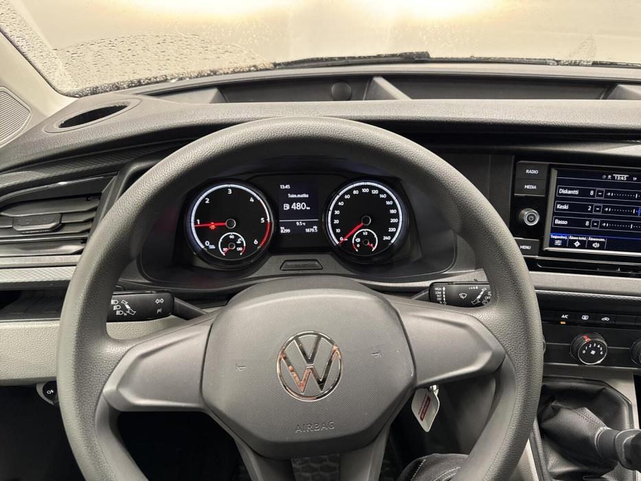 VOLKSWAGEN TRANSPORTER 2023