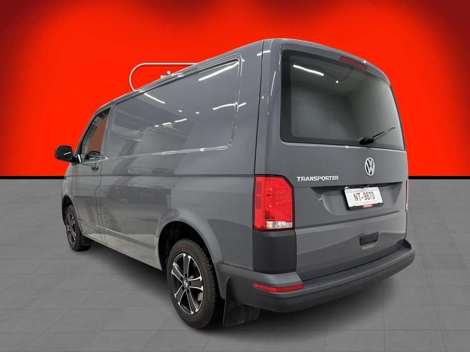 VOLKSWAGEN TRANSPORTER 2023