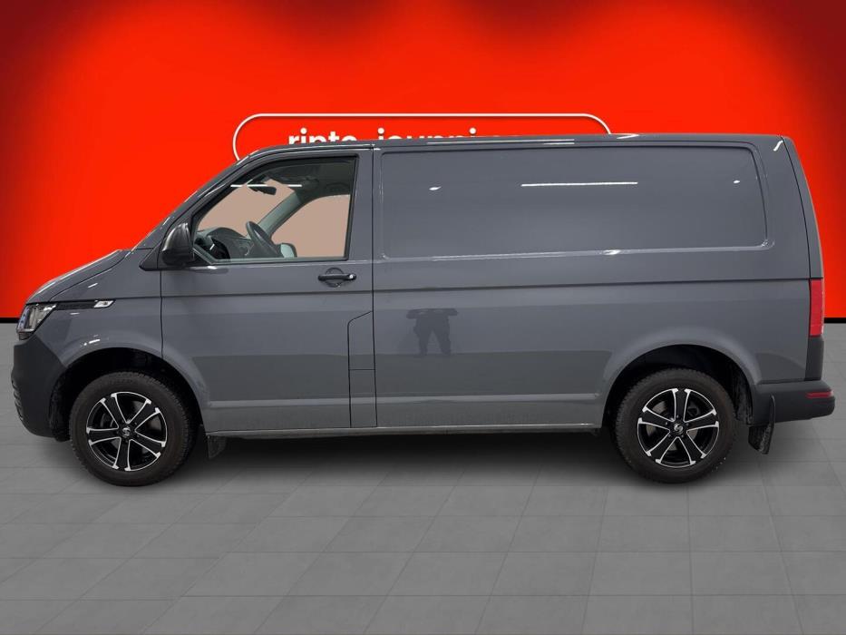 VOLKSWAGEN TRANSPORTER 2023