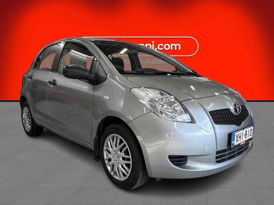 TOYOTA Yaris 2006