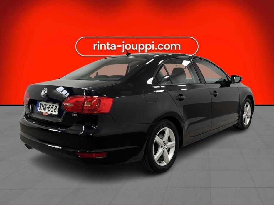 VOLKSWAGEN Jetta 2013
