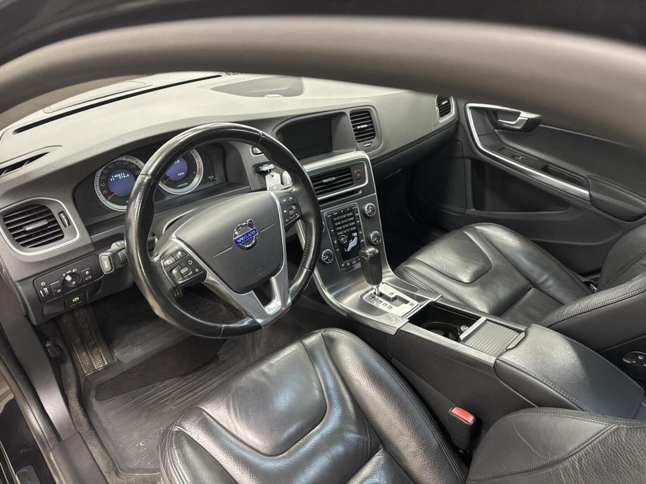 VOLVO S60 2011