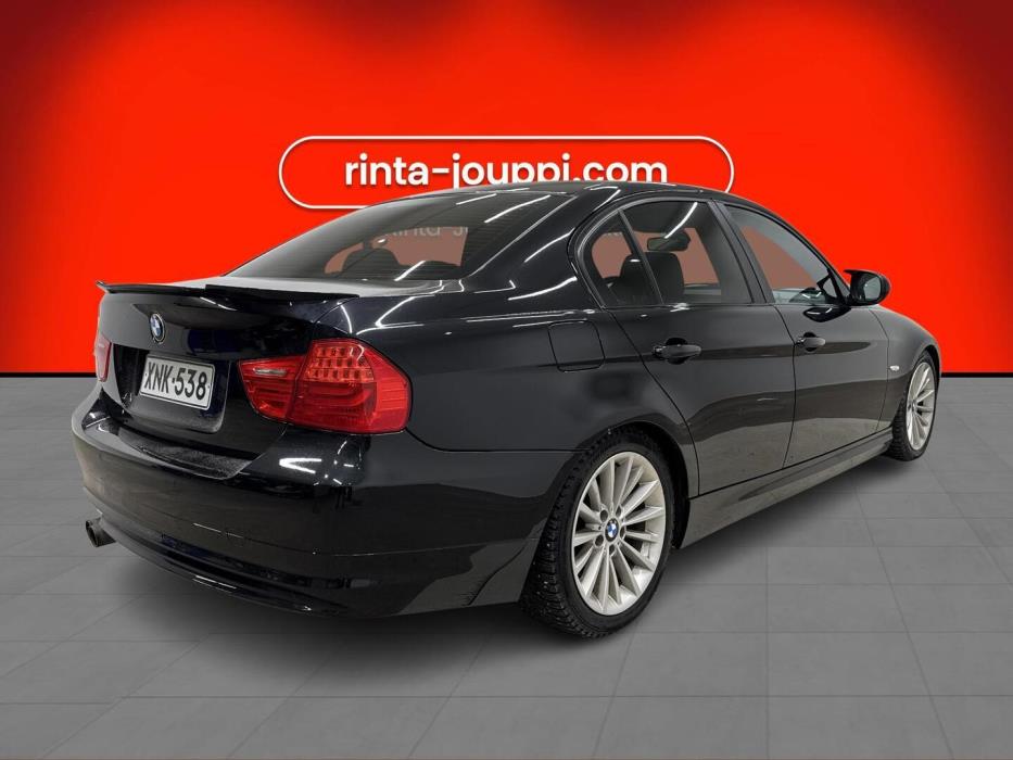 BMW 325 2009