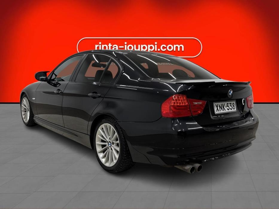 BMW 325 2009