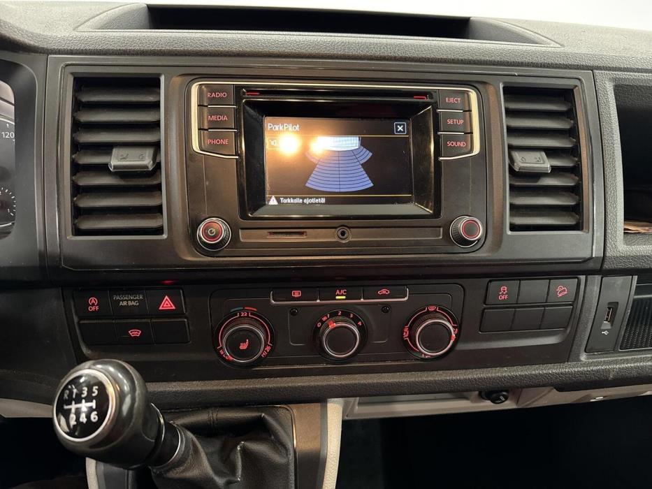 VOLKSWAGEN Transporter 2016