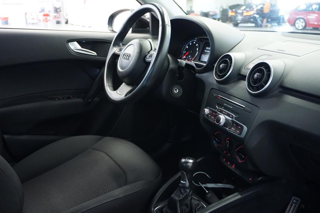 AUDI A1 2016