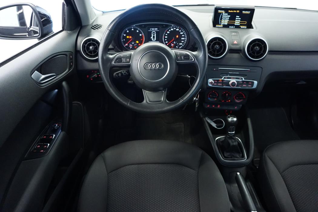 AUDI A1 2016