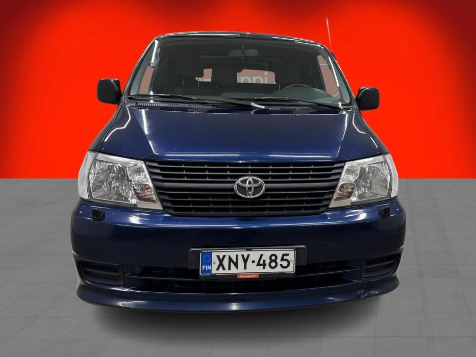 TOYOTA Hiace 2008