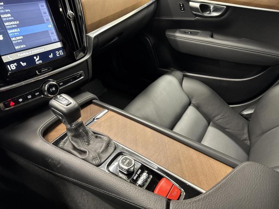 VOLVO V90 2017