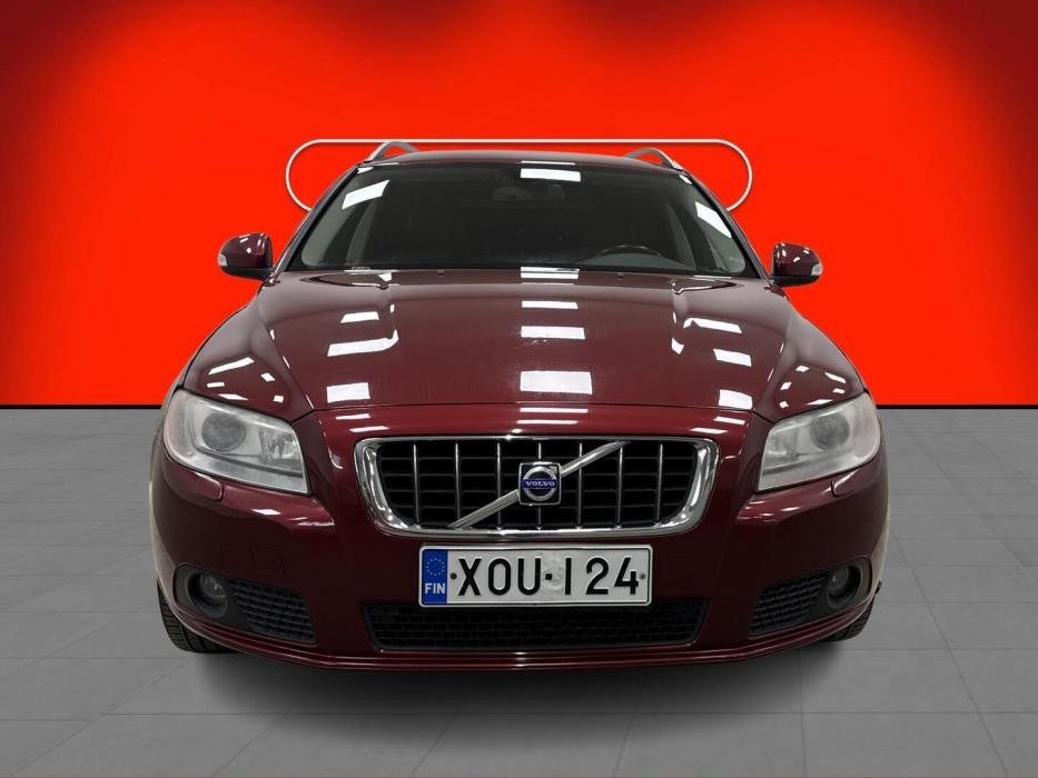 VOLVO V70 2008