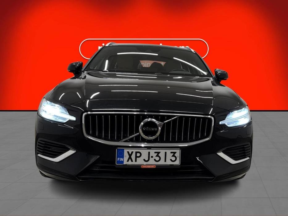 VOLVO V60 2020