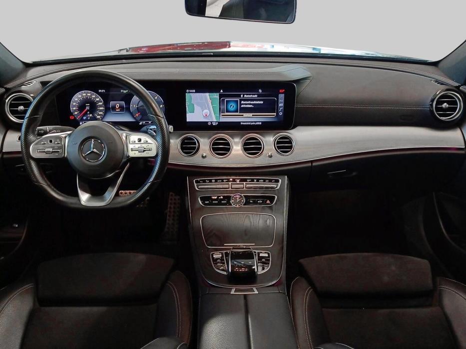 MERCEDES-BENZ E 2019