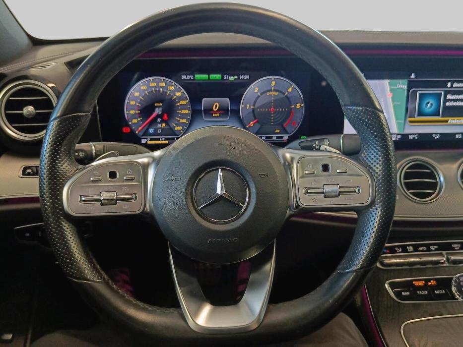 MERCEDES-BENZ E 2019