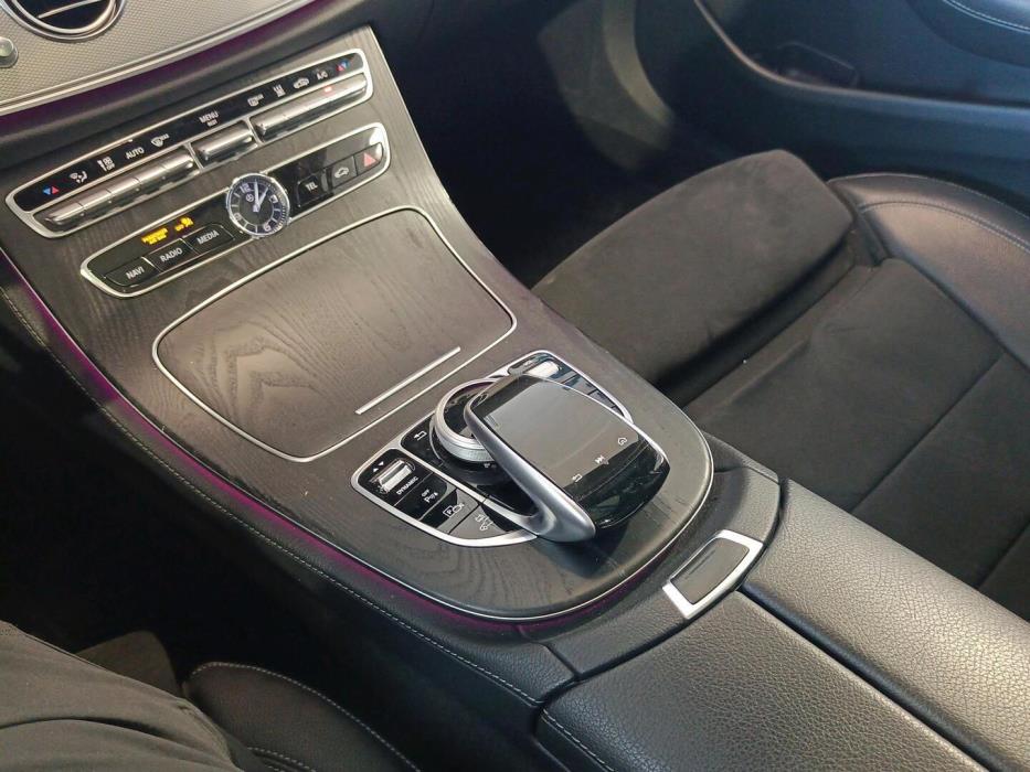 MERCEDES-BENZ E 2019