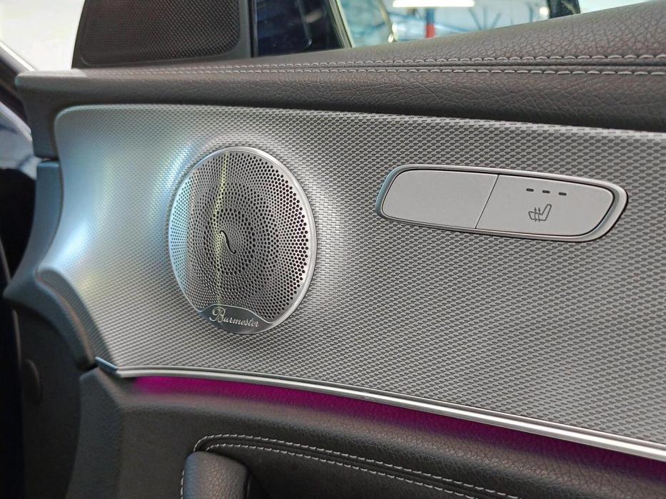 MERCEDES-BENZ E 2019