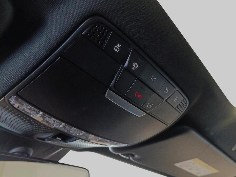 MERCEDES-BENZ E 2019