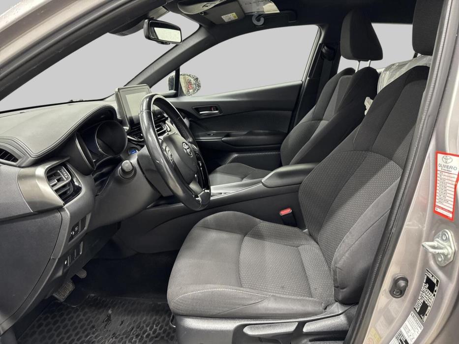 TOYOTA C-HR 2018