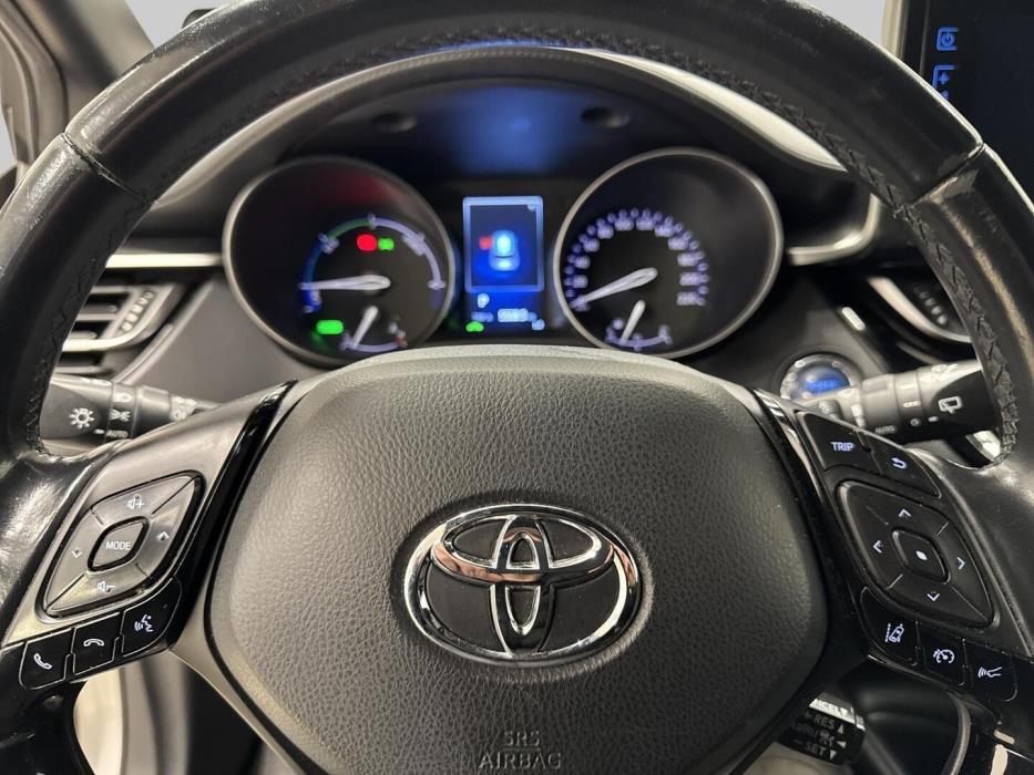 TOYOTA C-HR 2018