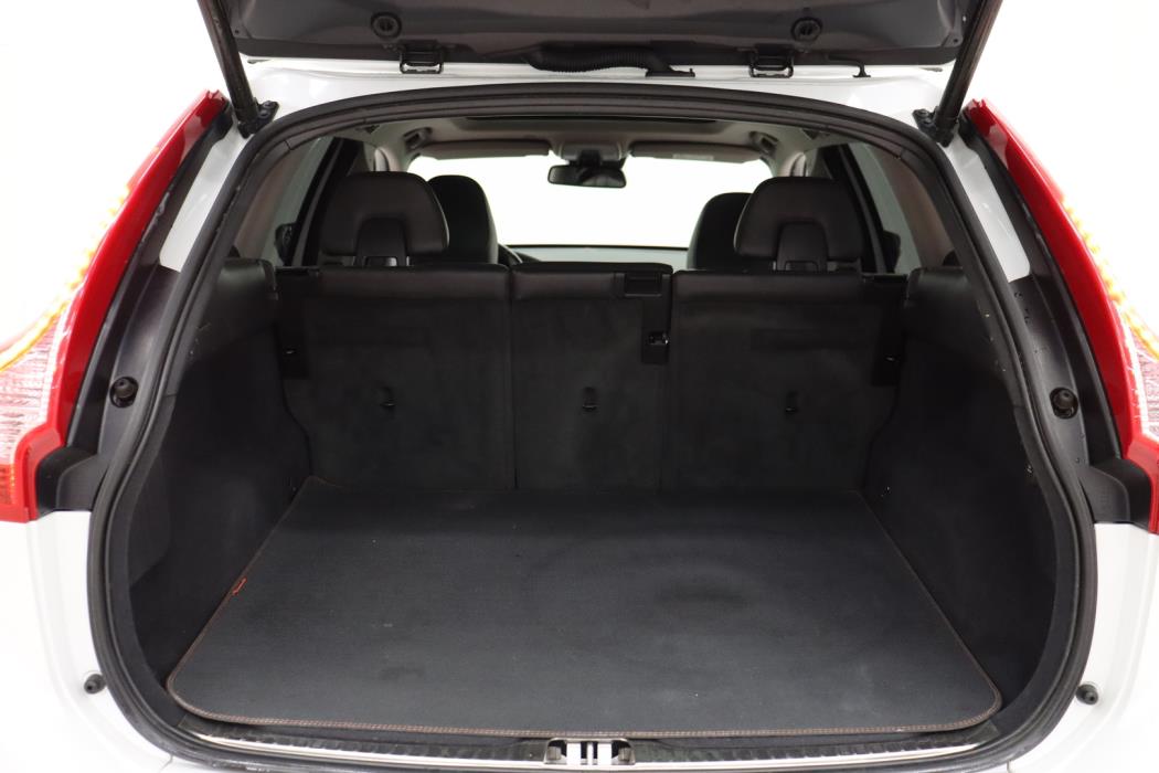 VOLVO XC60 2016