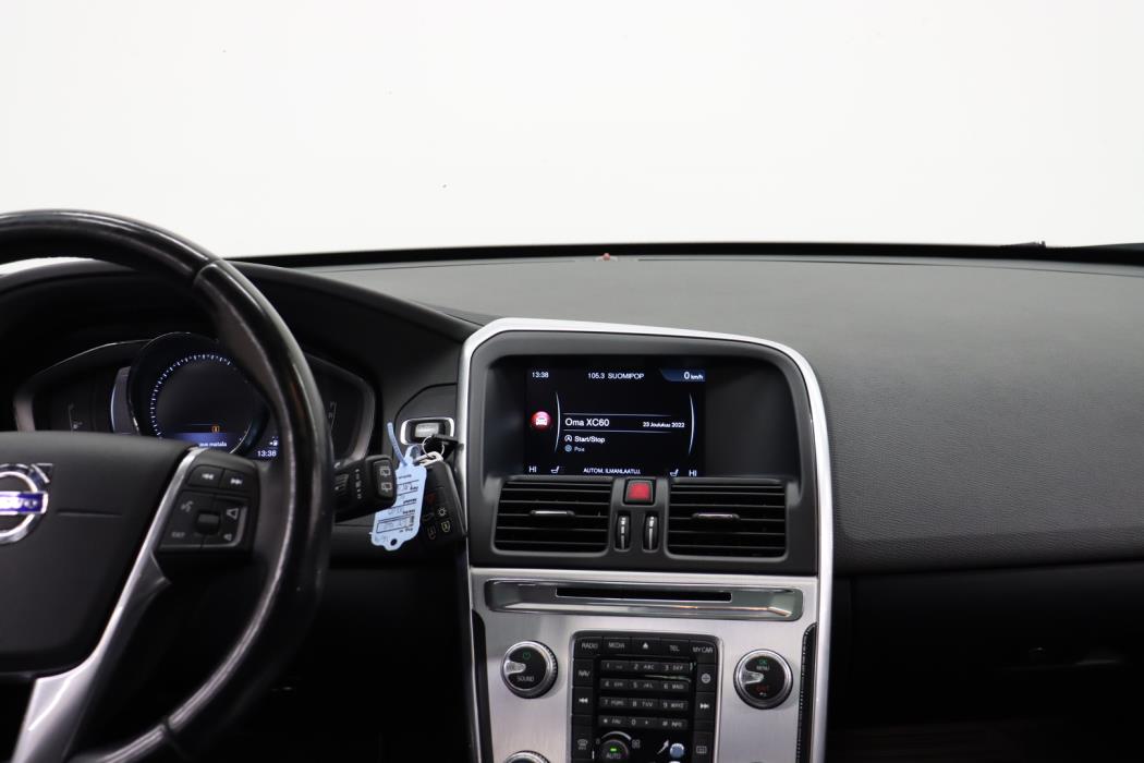 VOLVO XC60 2016