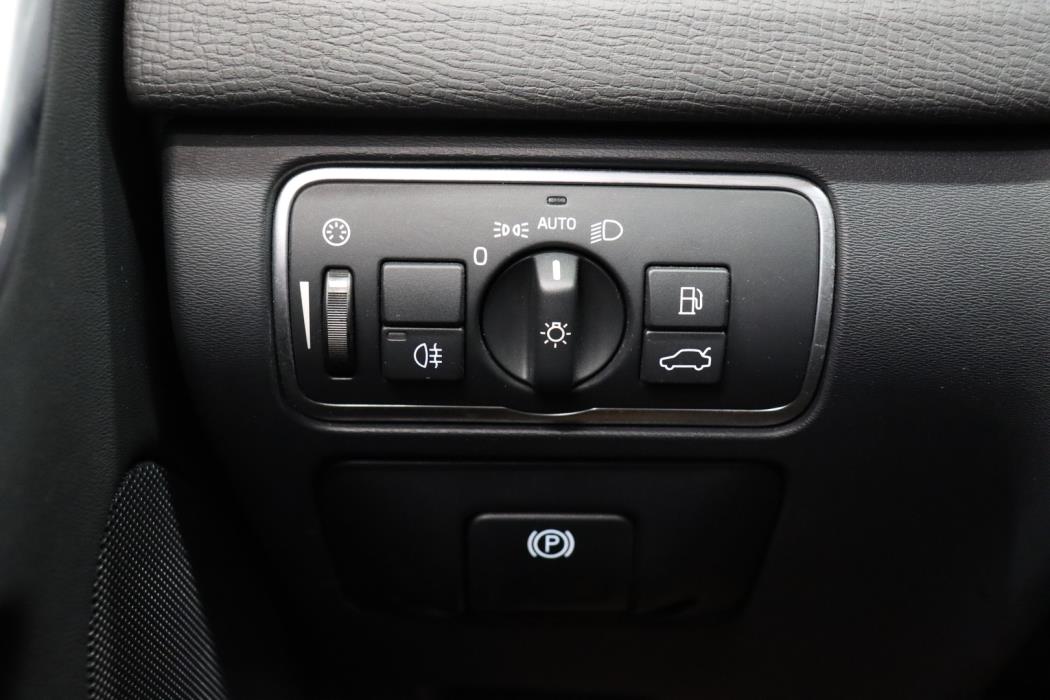 VOLVO XC60 2016