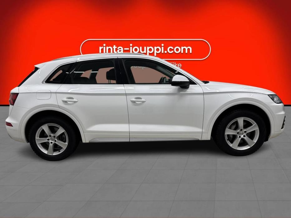 AUDI Q5 2021